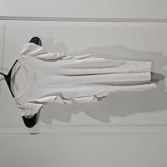 🙋‍♀️Skirt and top bundle🙋‍♀️ - Picture 2 of 5